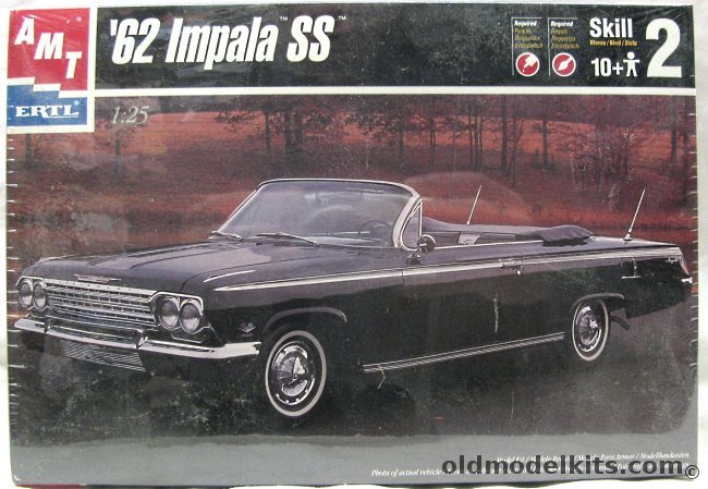 AMT 1/25 1962 Chevrolet Impala 409 SS Convertible, 8209 plastic model kit